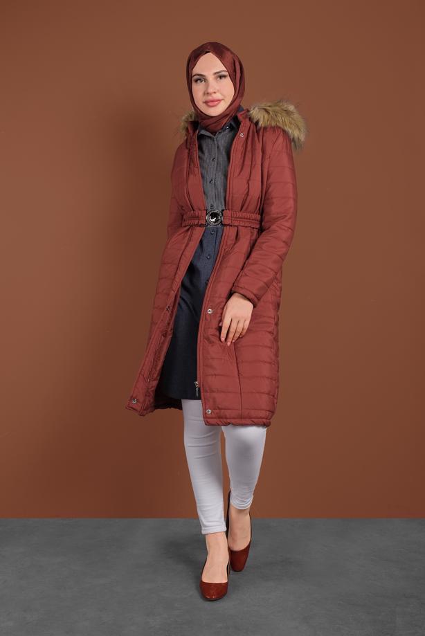 Tesettür giyim  KAPÜŞONLU ŞİŞME KABAN 3006 - TRENDTESETTÜR