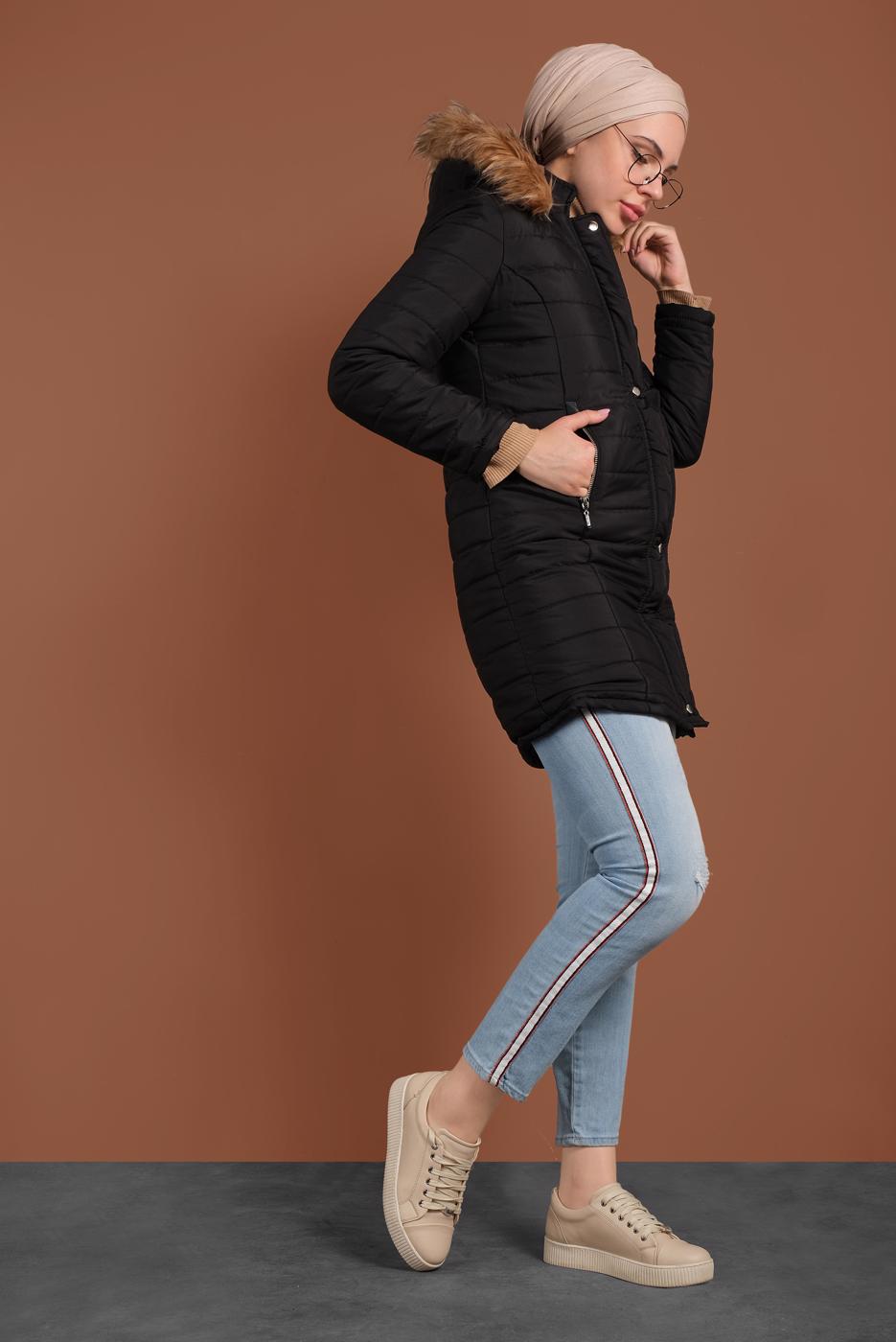 Tesettür giyim SİYAH ÖNÜ ÇITÇITLI KAPÜŞONLU ŞİŞME KABAN 3030