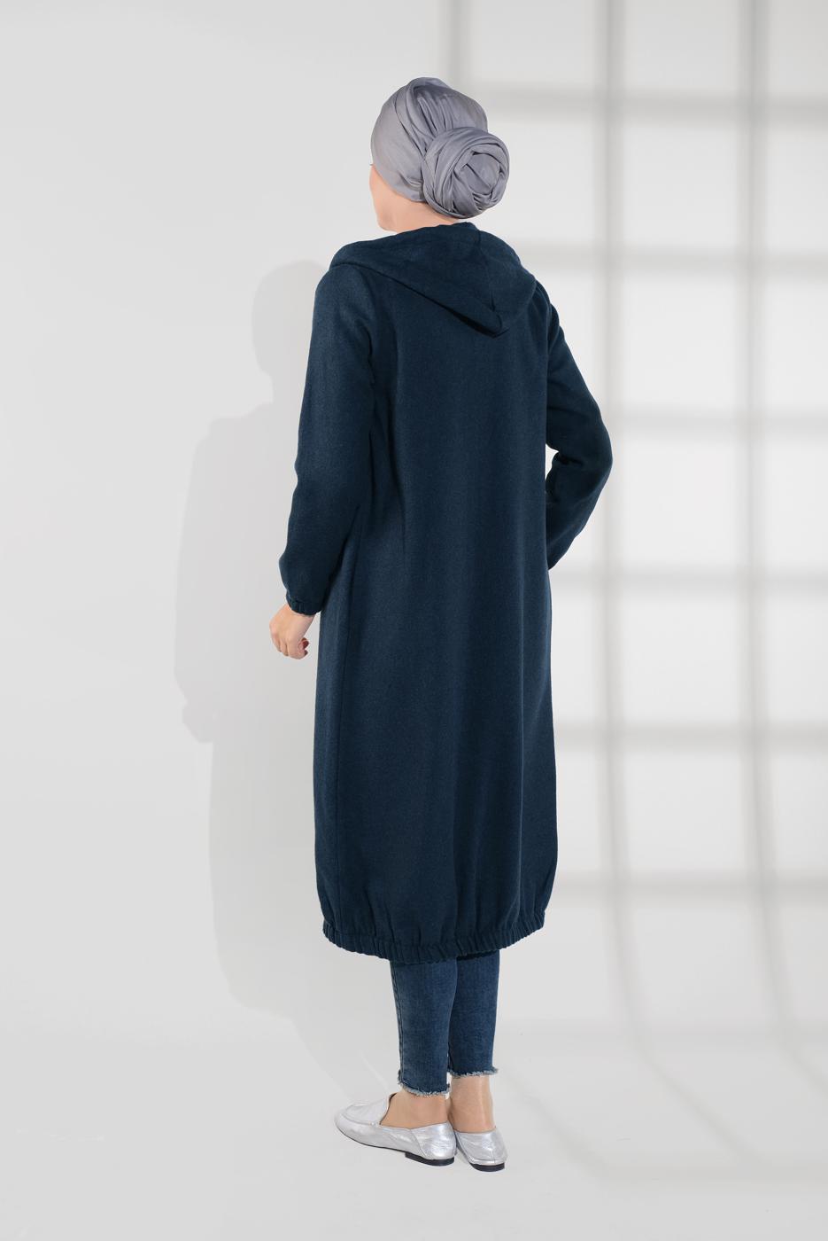 Tesettür giyim LACİVERT DÜĞMELİ KAPÜŞONLU KAŞE KABAN 3945 