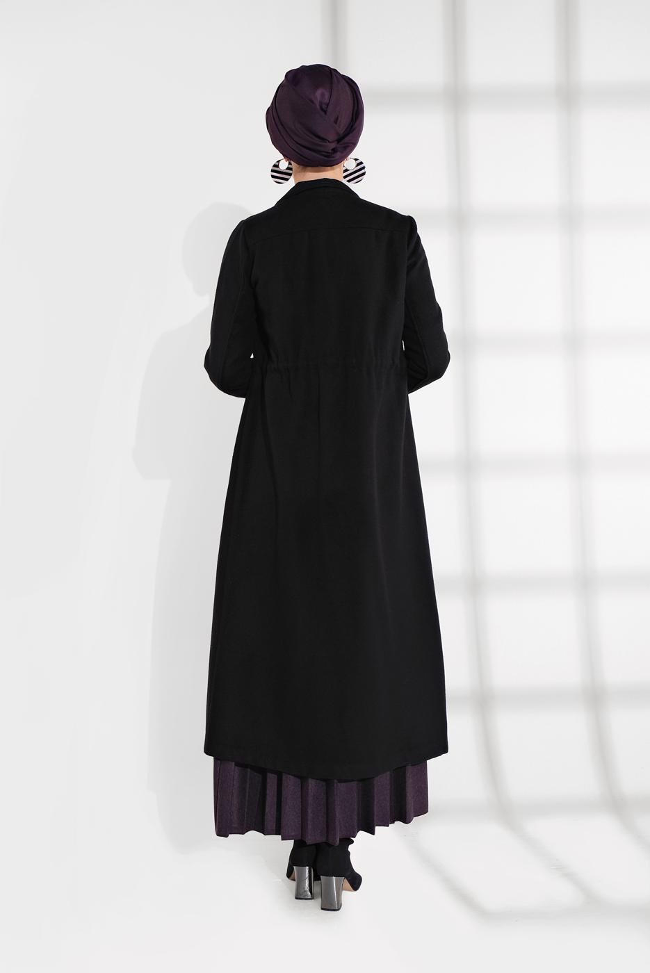 Tesettür giyim SİYAH BELİ BÜZGÜLÜ DÜĞMELİ KAŞE KABAN 4945 