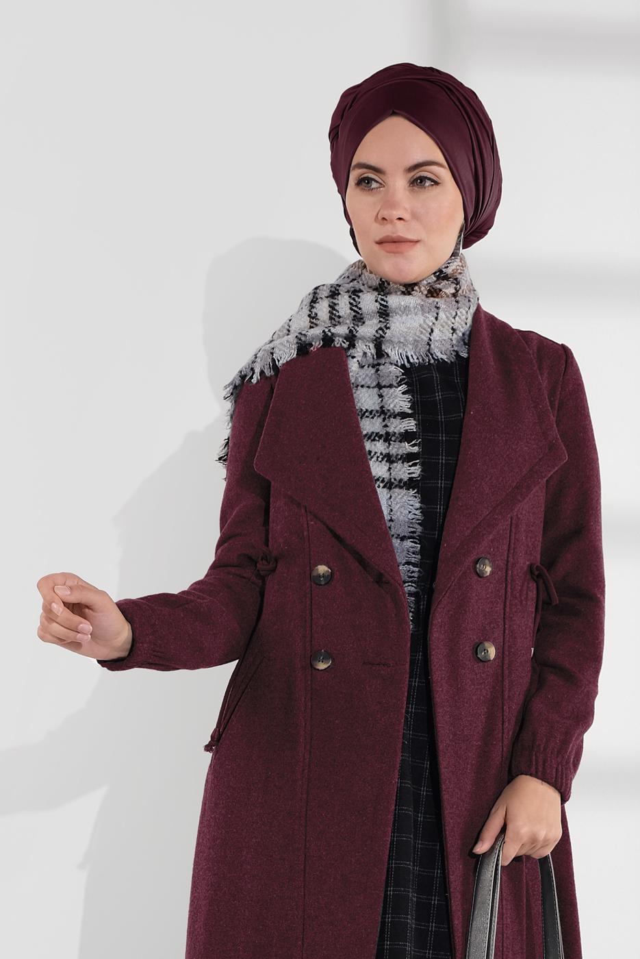 Tesettür giyim BORDO BELİ BÜZGÜLÜ DÜĞMELİ KAŞE KABAN 4945 