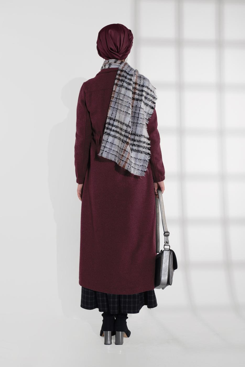 Tesettür giyim BORDO BELİ BÜZGÜLÜ DÜĞMELİ KAŞE KABAN 4945 