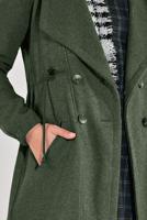 Tesettür giyim HAKİ BELİ BÜZGÜLÜ DÜĞMELİ KAŞE KABAN 4945 