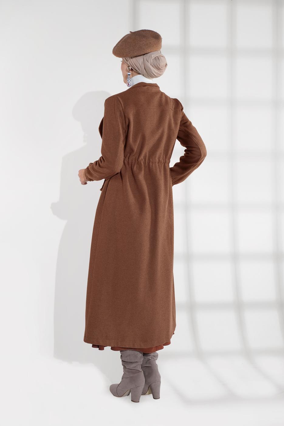 Tesettür giyim TABA BELİ BÜZGÜLÜ DÜĞMELİ KAŞE KABAN 4945 