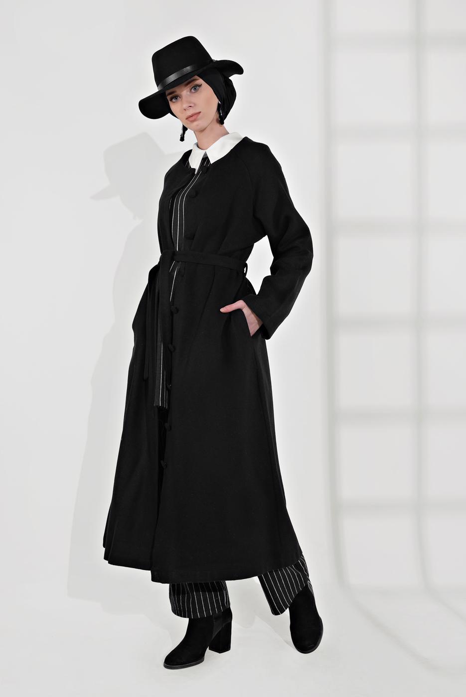 Tesettür giyim SİYAH BELİ KUŞAKLI PAMUKLU KABAN 5055