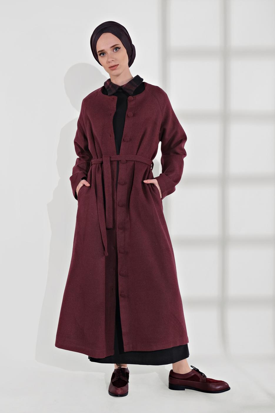 Tesettür giyim BORDO BELİ KUŞAKLI PAMUKLU KABAN 5055