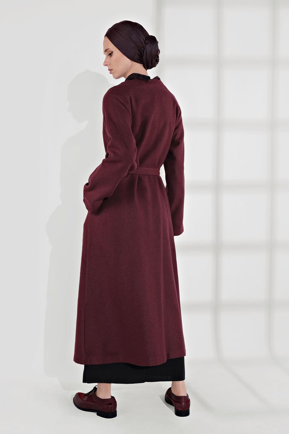 Tesettür giyim BORDO BELİ KUŞAKLI PAMUKLU KABAN 5055