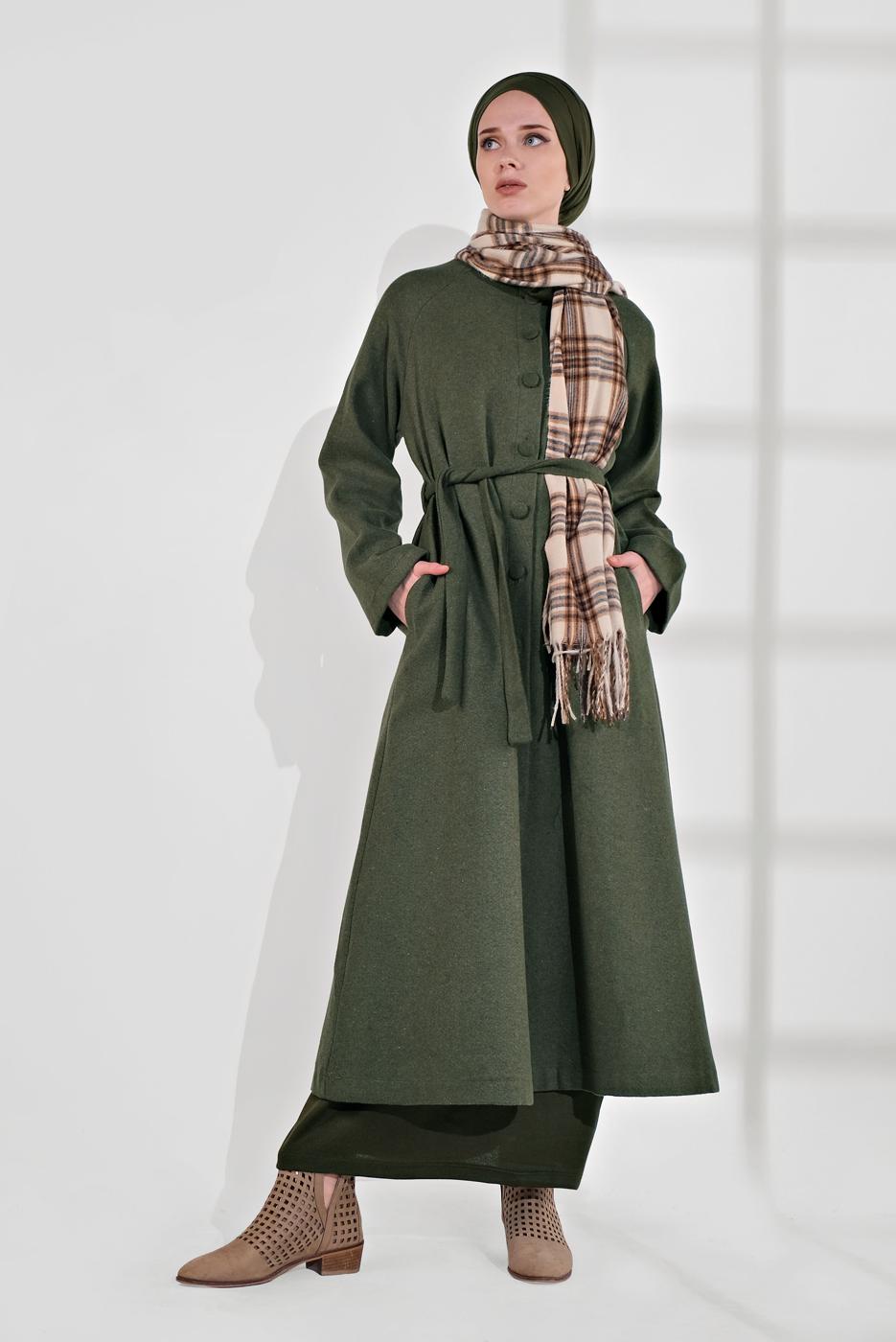 Tesettür giyim HAKİ BELİ KUŞAKLI PAMUKLU KABAN 5055