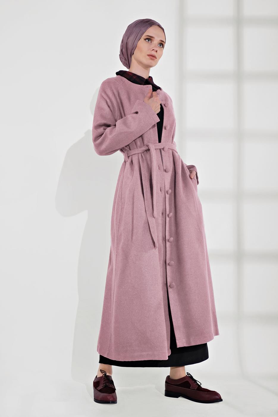 Tesettür giyim PUDRA BELİ KUŞAKLI PAMUKLU KABAN 5055