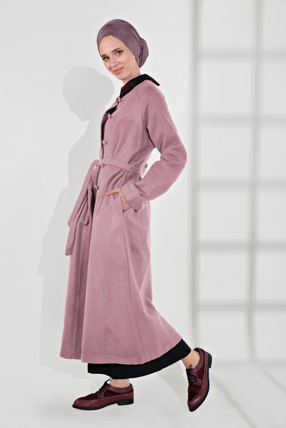 Tesettür giyim PUDRA BELİ KUŞAKLI PAMUKLU KABAN 5055