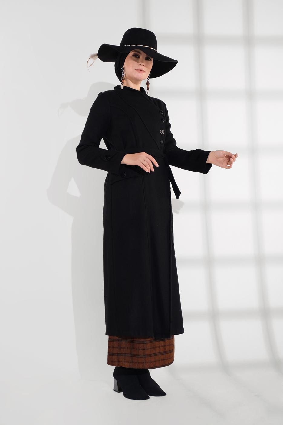 Tesettür giyim SİYAH BELDEN KUŞAKLI PAMUKLU KAŞE KABAN  5945  