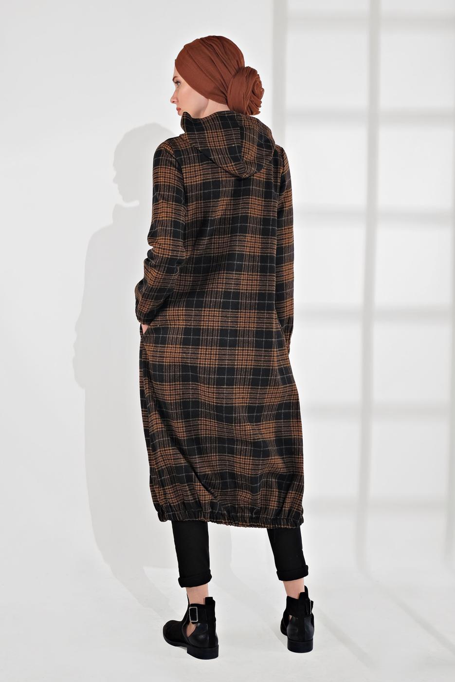 Tesettür giyim TURUNCU EKOSELİ UCU LASTİKLİ KAPÜŞONLU KABAN 7055