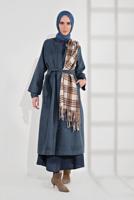 Tesettür giyim MAVİ BELİ KUŞAKLI ÇITÇITLI KABAN 7605
