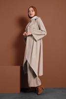 Vêtements hijab BEIGE MANTEAU À ASYMÉTRIQUE AVEC MANCHES À LARGE 7705 