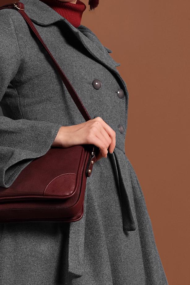 Tesettür giyim  ASİMETRİK KESİM GENİŞ KOL KABAN 7705 - TRENDTESETTÜR