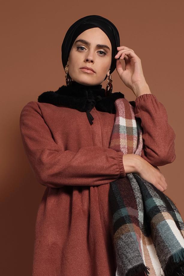 Tesettür giyim  FERMUARLI KAŞE KABAN 8305 - TRENDTESETTÜR