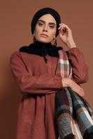 Tesettür giyim KAHVE FERMUARLI KAŞE KABAN 8305