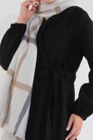 Tesettür giyim SİYAH BELDEN BAĞLAMALI MANŞETLERİ LASTİKLİ KAŞE KABAN 9045 