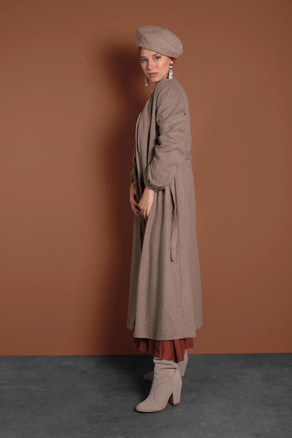 Tesettür giyim VİZON BELDEN BAĞLAMALI MANŞETLERİ LASTİKLİ KAŞE KABAN 9045 