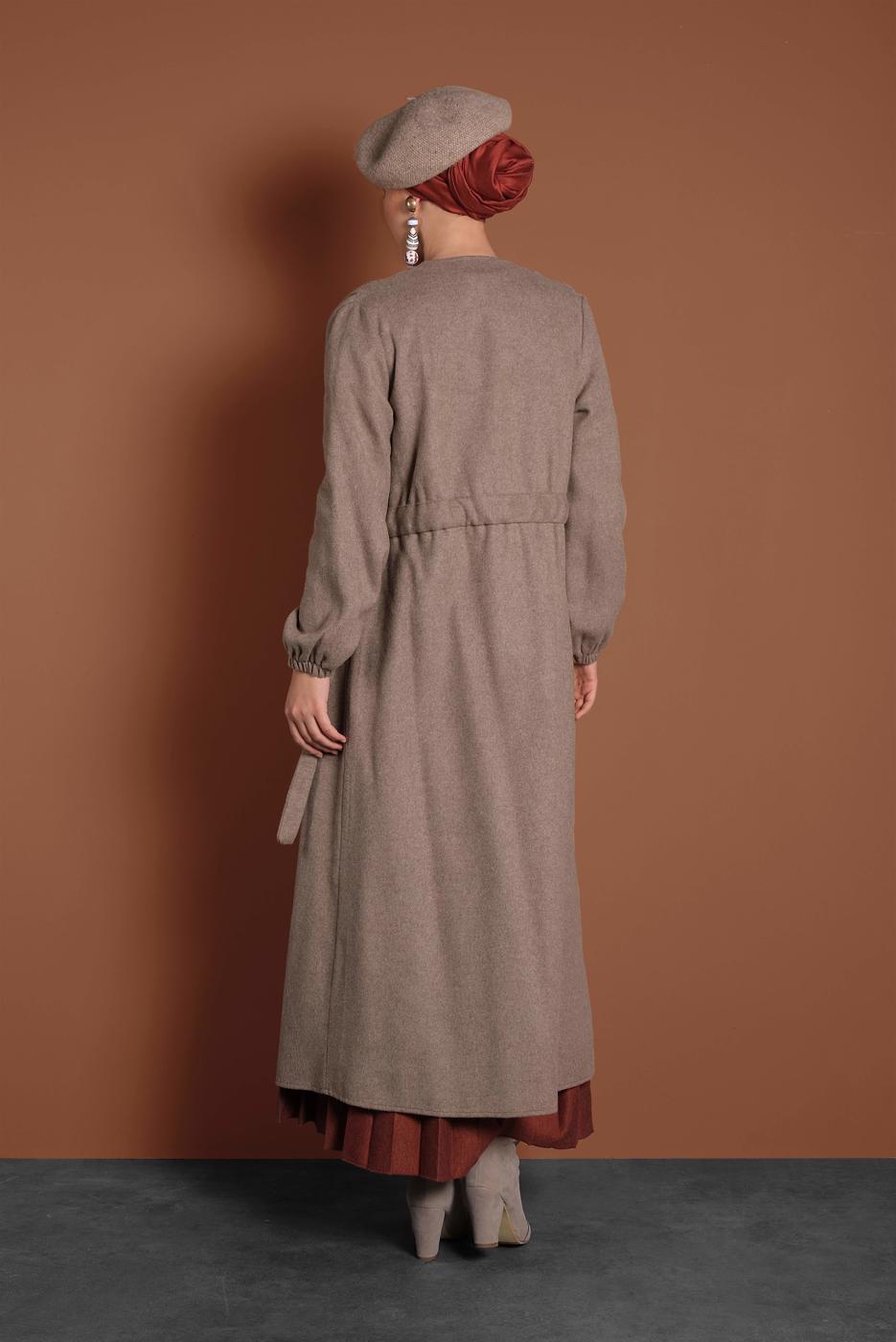 Tesettür giyim VİZON BELDEN BAĞLAMALI MANŞETLERİ LASTİKLİ KAŞE KABAN 9045 