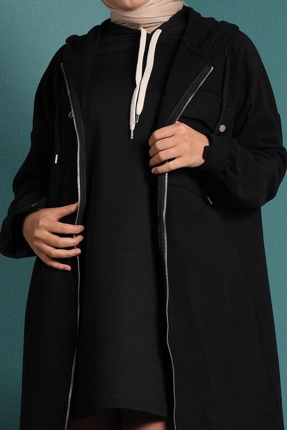 Tesettür giyim SİYAH FERMUARLI KAPÜŞONLU KABAN 9538 