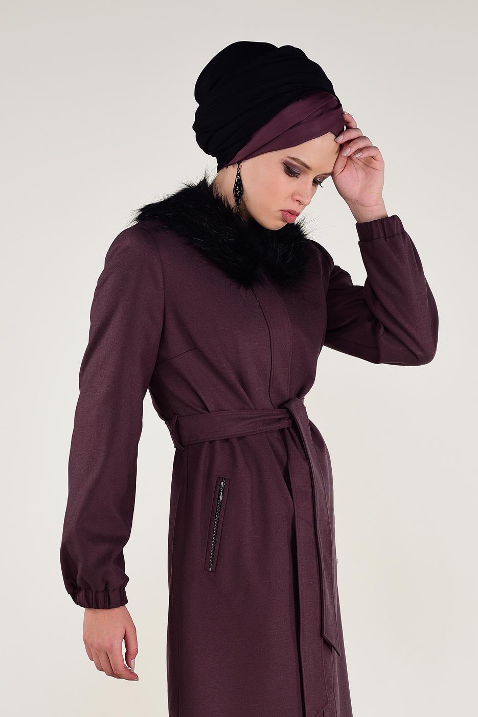 Tesettür giyim BORDO SUNİ KÜRK DETAYLI KABAN 9768 