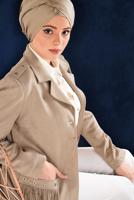 Tesettür giyim BEJ CEPLERİ PÜSKÜL DETAYLI SÜET KABAN 9776 