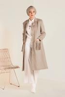 Tesettür giyim BEJ CEPLERİ PÜSKÜL DETAYLI SÜET KABAN 9776 