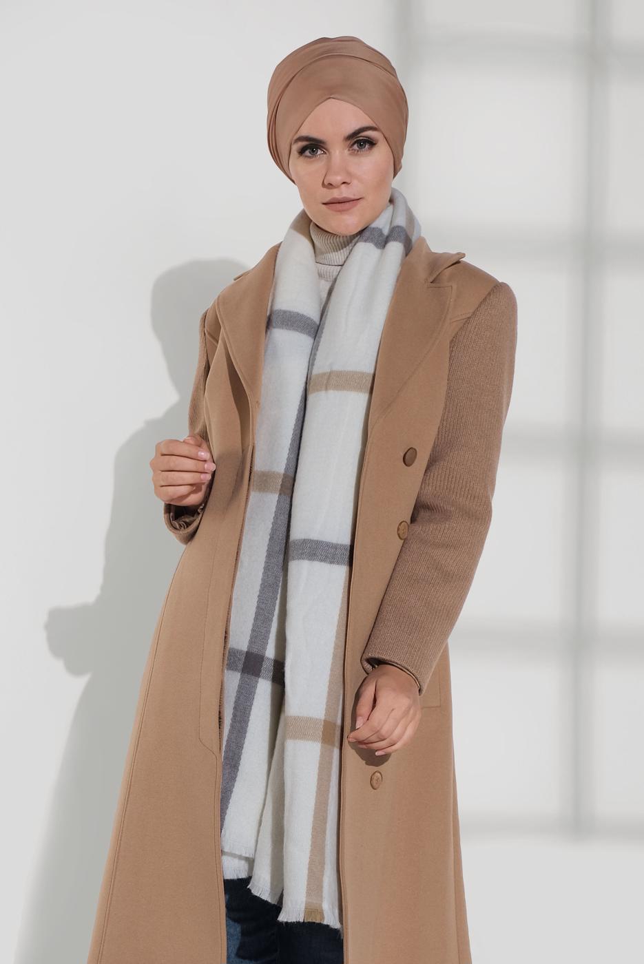 Tesettür giyim KAHVE DÜĞMELİ VE CEPLİ KAŞE KABAN 9800