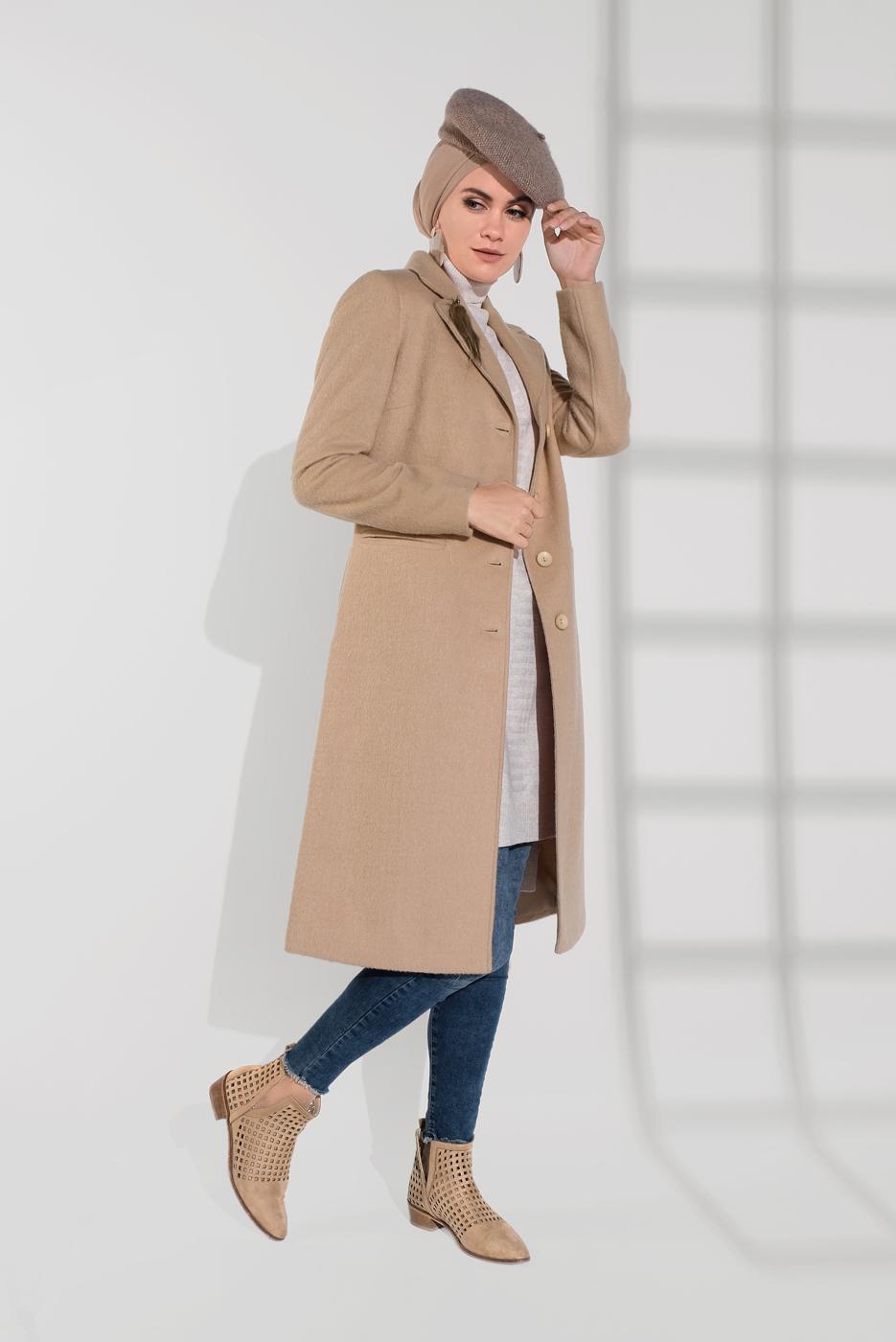 Tesettür giyim BEJ ALVİNA DÜĞMELİ KAŞE KABAN 9802 