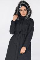 Tesettür giyim SİYAH KAPÜŞONU KÜRKLÜ KEMERLİ KABAN 9824