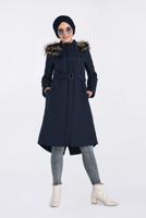 Tesettür giyim LACİVERT KAPÜŞONU KÜRKLÜ KEMERLİ KABAN 9824