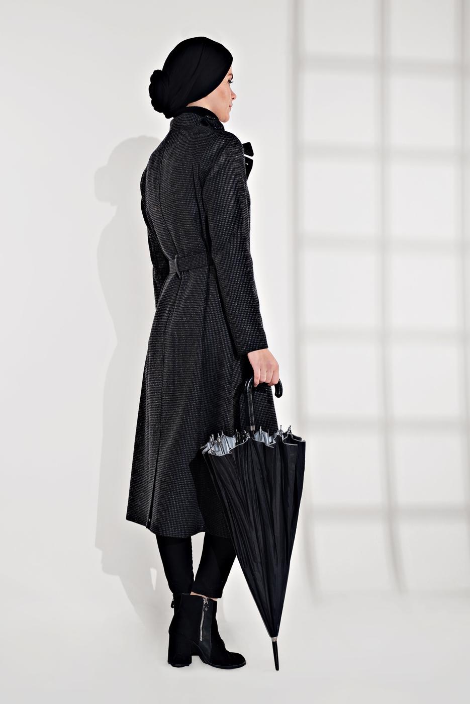 Tesettür giyim GRİ OMUZLARI APOLETLİ KRUVAZE KABAN 9832