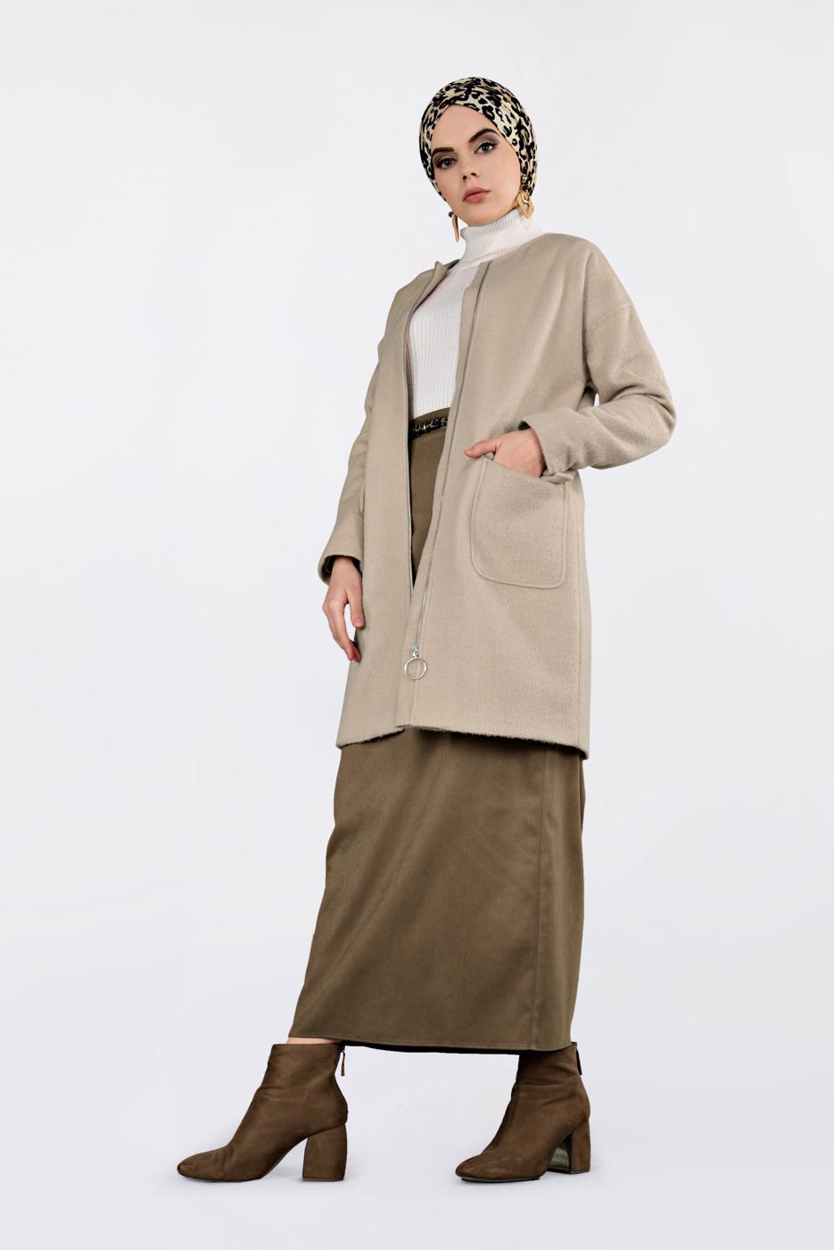 Tesettür giyim BEJ ALVİNA BİSİKLET YAKA KAŞE KABAN 9835