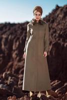 Tesettür giyim BEJ YAKASI KÜRK DETAYLI KAŞE MANTO 9789 