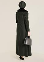 Tesettür giyim HAKİ YAKASI KÜRK DETAYLI KAŞE MANTO 9789 