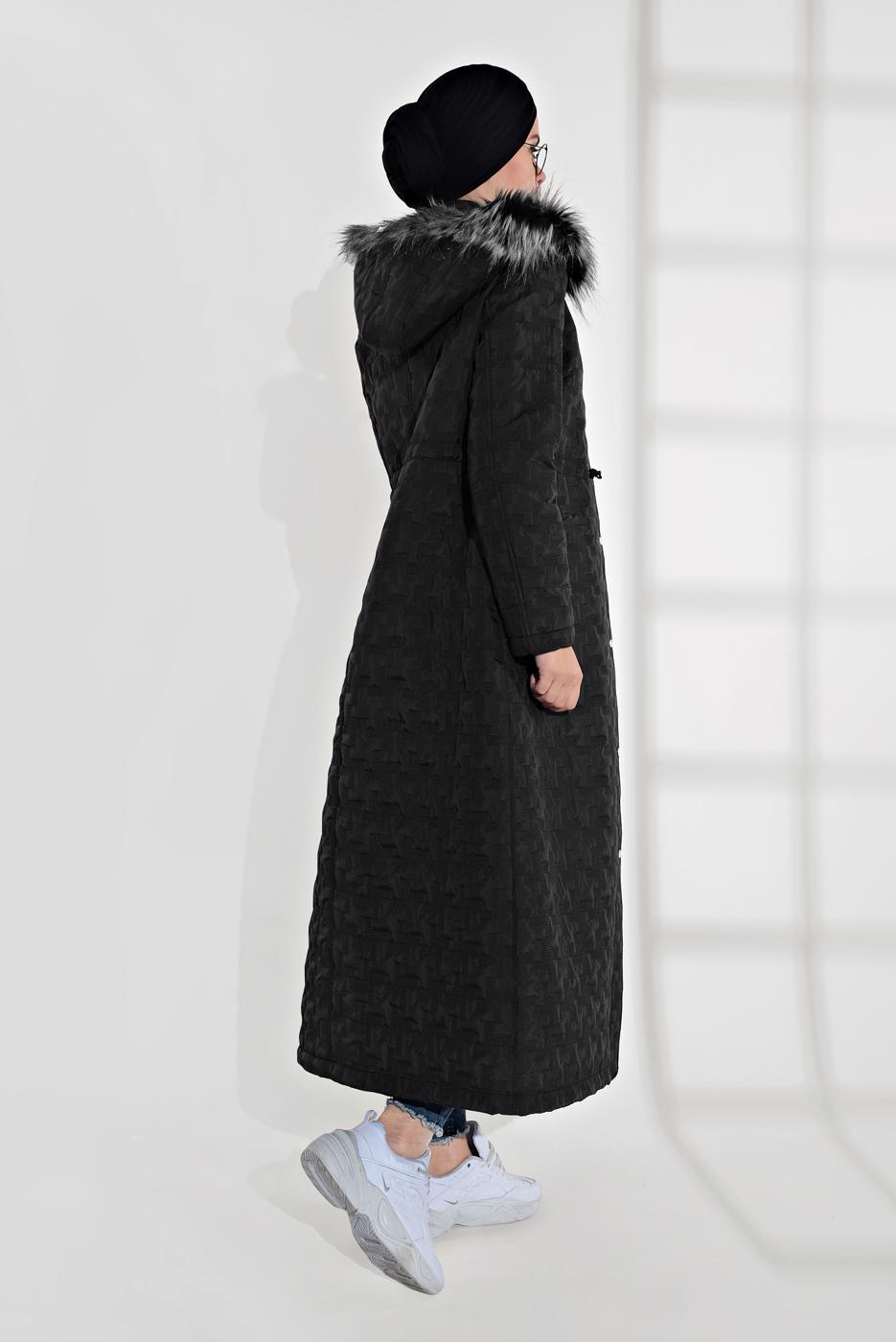 Tesettür giyim SİYAH ALVİNA KAPÜŞONLU FERMUARLI ÇIT ÇITLI MANTO 9823 