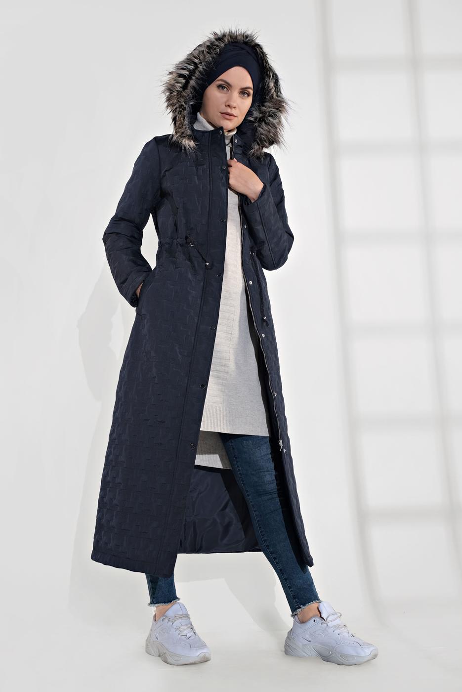 Tesettür giyim LACİVERT ALVİNA KAPÜŞONLU FERMUARLI ÇIT ÇITLI MANTO 9823 