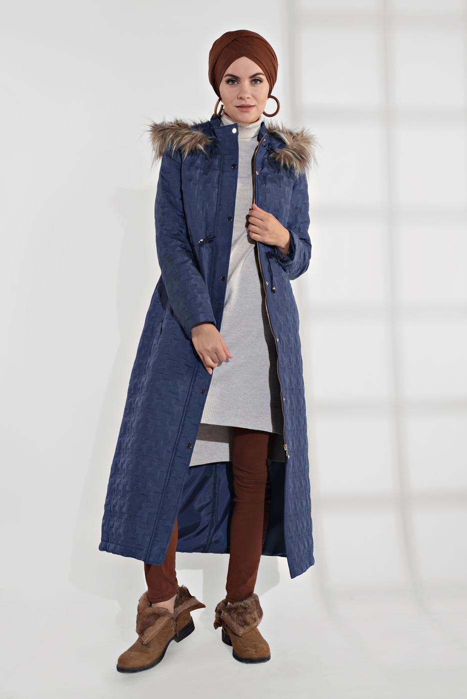 Tesettür giyim LACİVERT ALVİNA KAPÜŞONLU FERMUARLI ÇIT ÇITLI MANTO 9823 