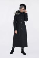 Tesettür giyim SİYAH KAPÜŞONLU KÜRKLÜ KEMERLİ MANTO 9828