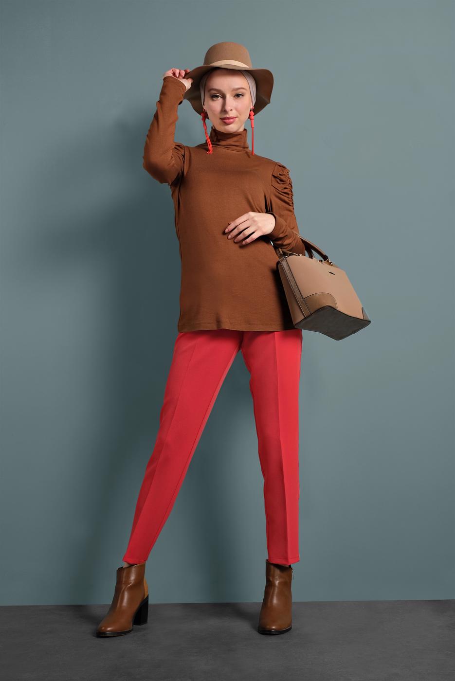 Tesettür giyim KIRMIZI ALVİNA CEPLİ DÜĞMELİ PANTOLON 7502