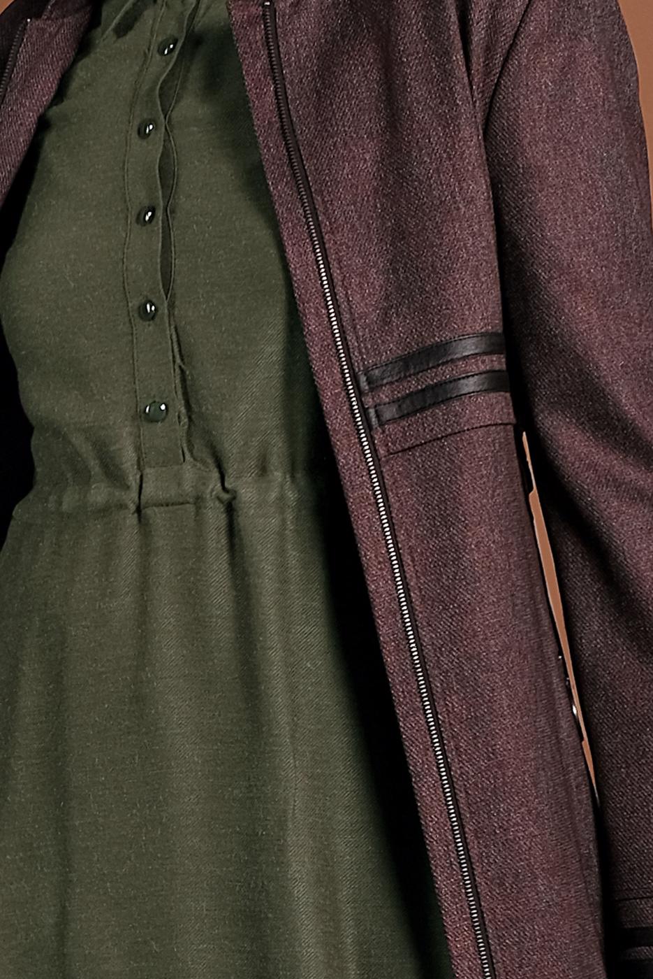 Tesettür giyim BORDO BELİ KUŞAKLI KAPÜŞONLU PARDESÜ 1311