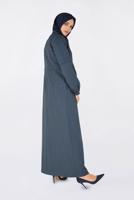 Tesettür giyim GRİ İŞLEME DETAYLI GİZLİ DÜĞMELİ PARDESÜ 1343