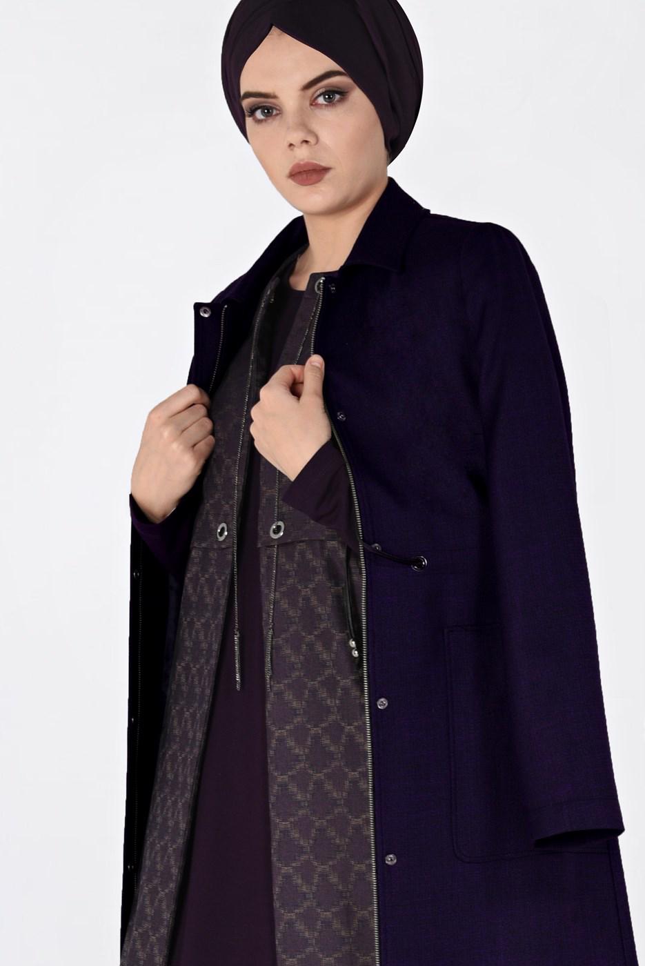 Tesettür giyim MOR BELİ BÜZGÜ DETAYLI GİZLİ FERMUARLI PARDESÜ 1355