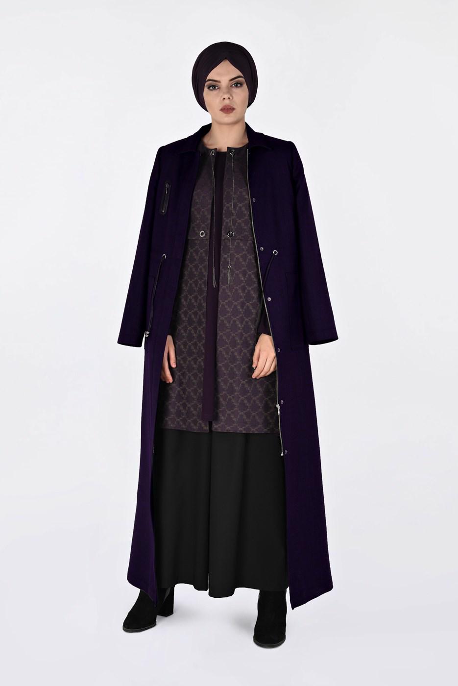 Tesettür giyim MOR BELİ BÜZGÜ DETAYLI GİZLİ FERMUARLI PARDESÜ 1355