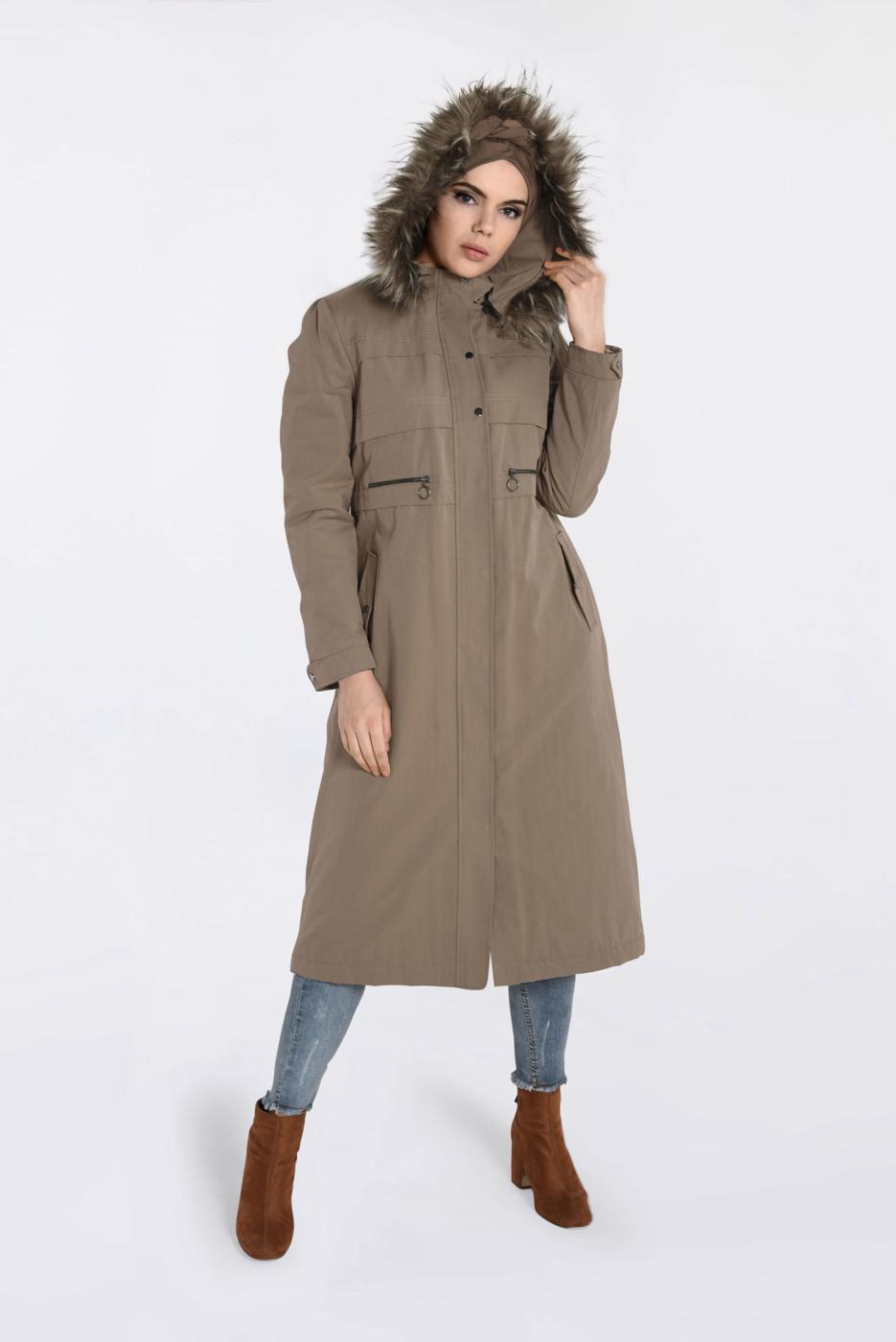 Tesettür giyim KAHVE KAPÜŞONU KÜRKLÜ ÇITÇITLI PARKA 9761