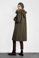 Tesettür giyim HAKİ BELİ BÜZGÜLÜ KAPÜŞONLU PARKA 9779 