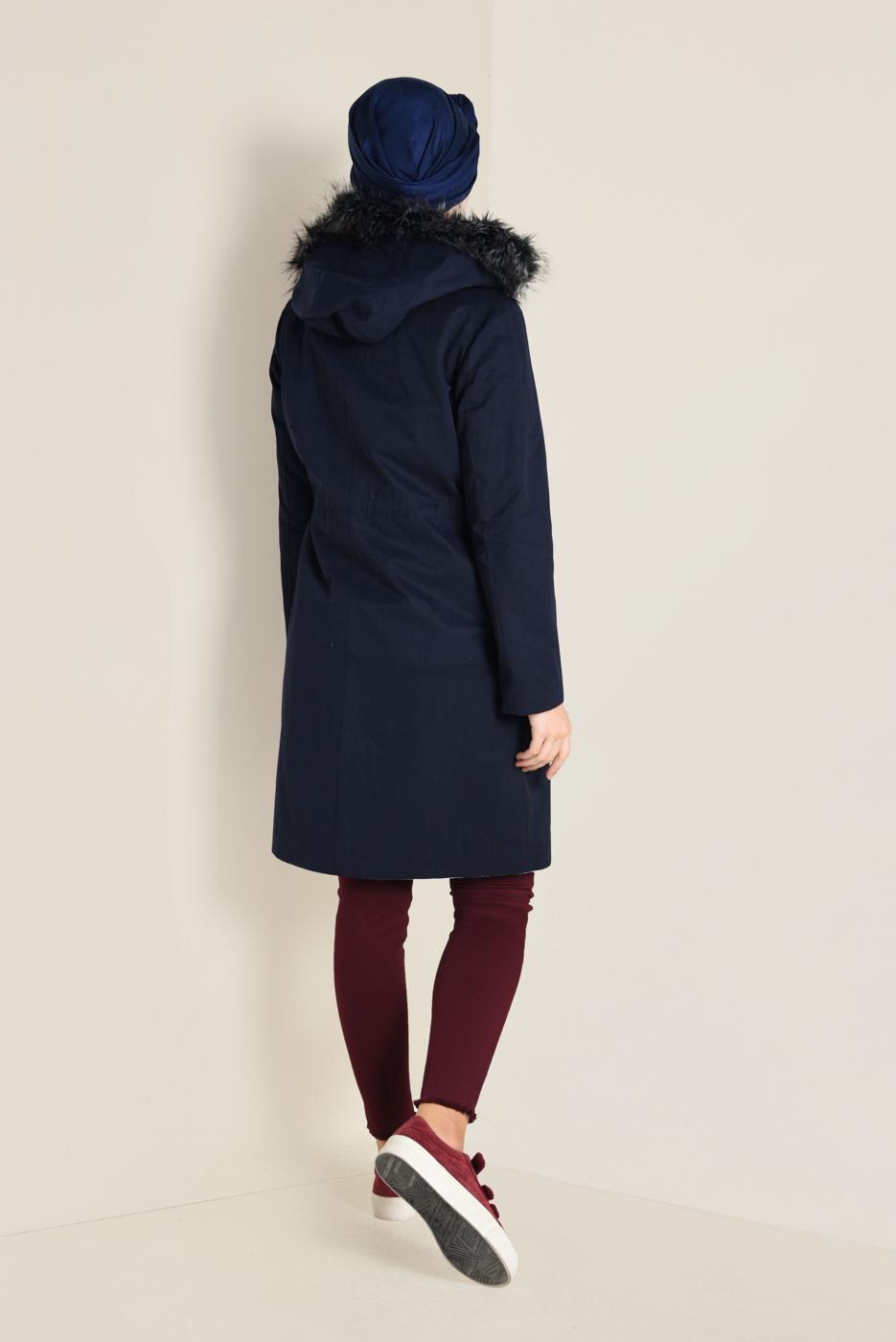 Tesettür giyim LACİVERT BELİ BÜZGÜLÜ KAPÜŞONLU PARKA 9779 