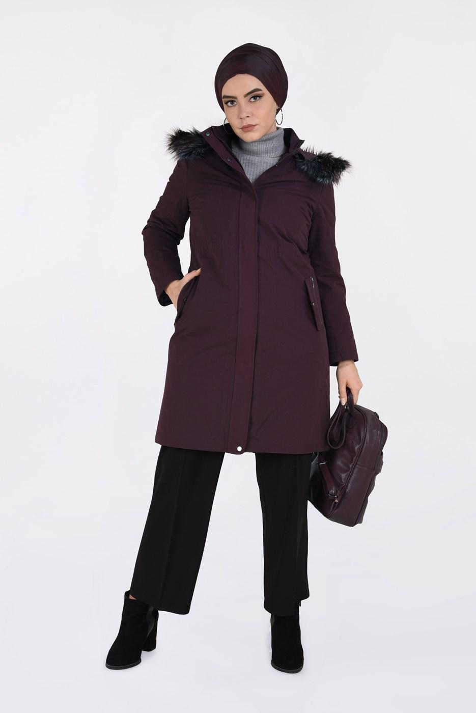 Tesettür giyim BORDO BELİ BÜZGÜLÜ KAPÜŞONLU PARKA 9779 