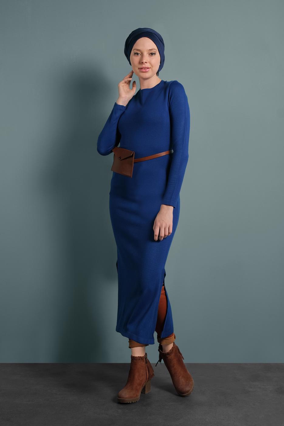 Tesettür giyim LACİVERT YIRTMAÇLI TRİKO TUNİK 0921-1